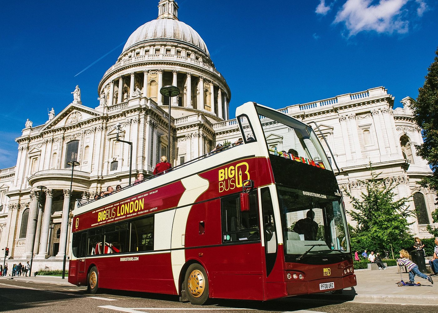 Big Bus London Hop-On Hop-Off Tour with Optional River Cruise