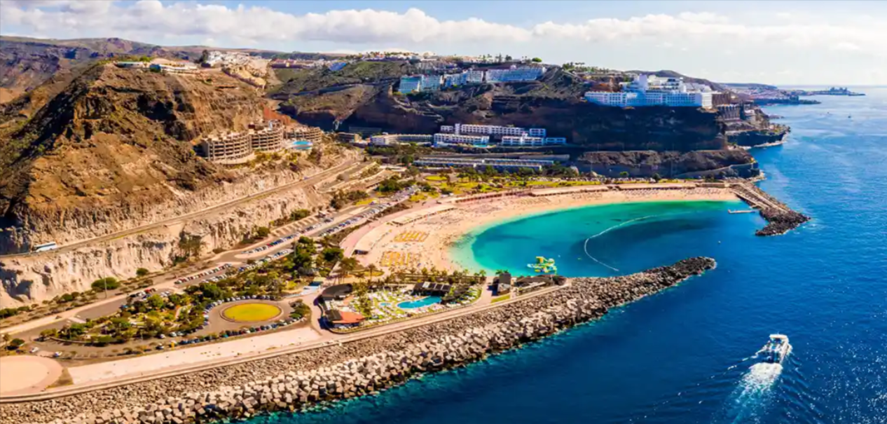 Top Deals from Travelodeal to Tuscany, Fuerteventura and Gran Canaria